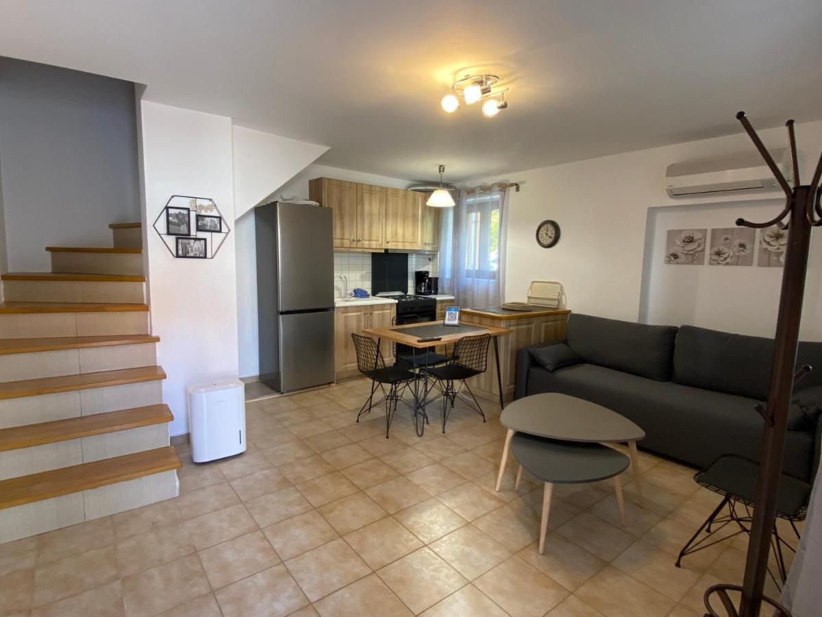 Romantic Maisonette In The Heart Of Pythagoreio Rh Door Екстер'єр фото