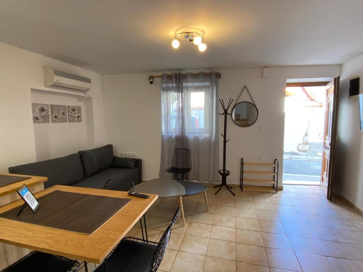 Romantic Maisonette In The Heart Of Pythagoreio Rh Door Екстер'єр фото